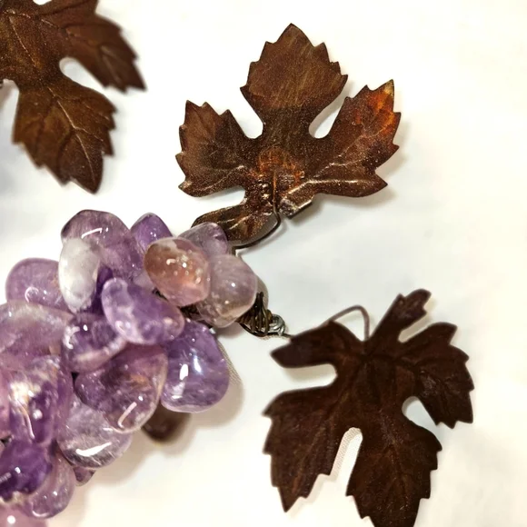 Vintage polished amethyst grape and leaf set of 2 - Picture 5 of 12